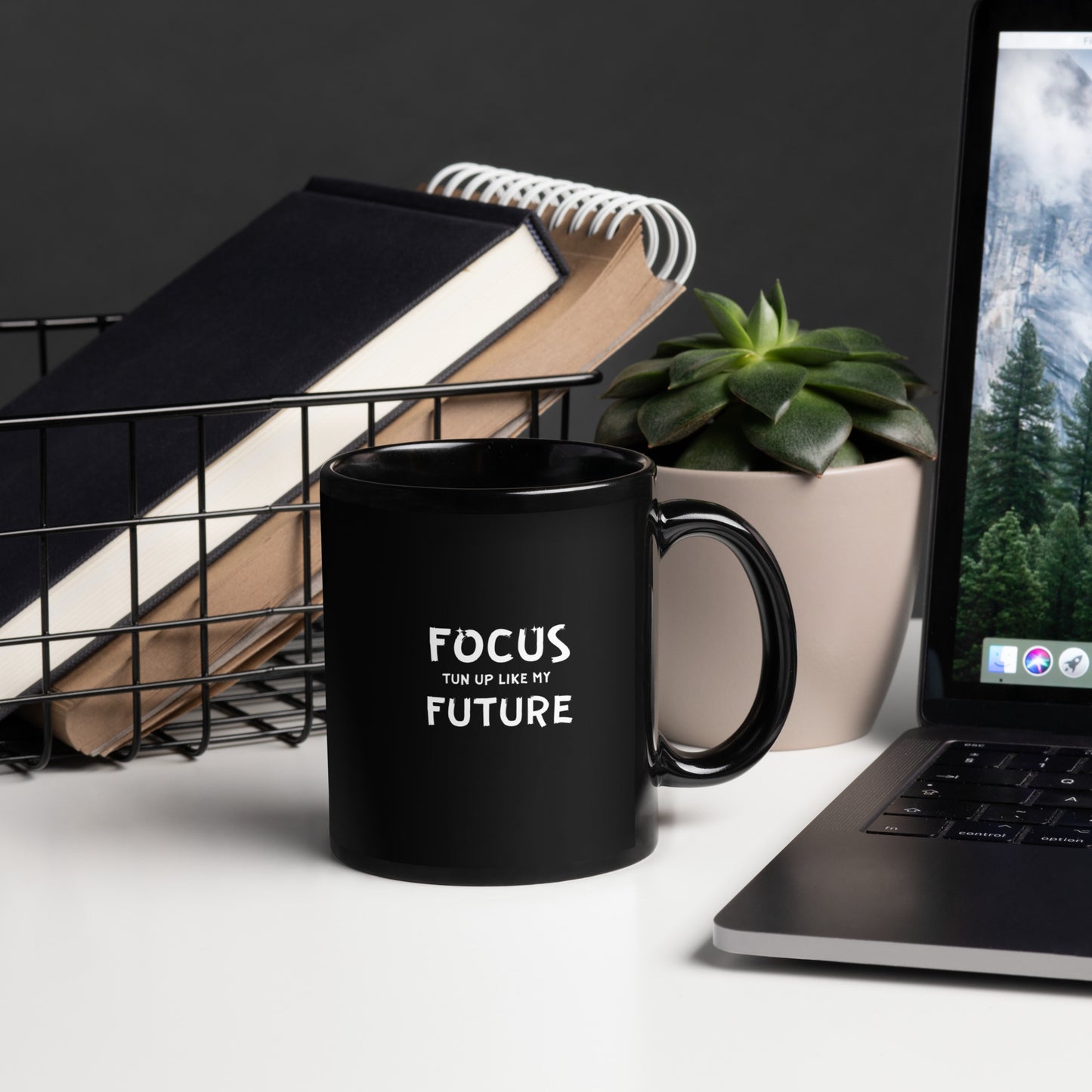 Focus Tun Up Black Glossy Mug